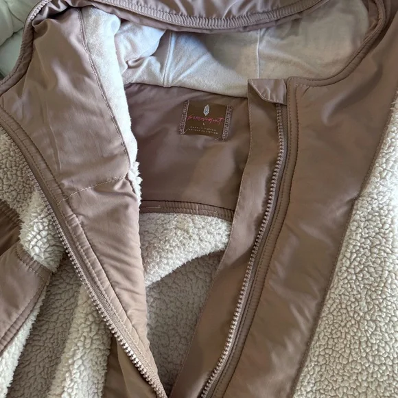 Free People Movement Women's Lead The Pack Pullover - Size L - Picture 7 of 10